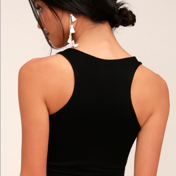 Lulu's Black Crop Top - Picture 3 of 8